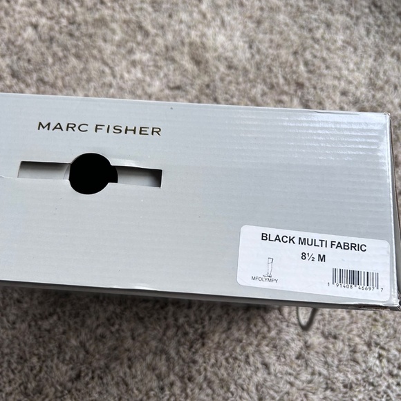 Marc Fisher over the knee women’s boot - Picture 4 of 4